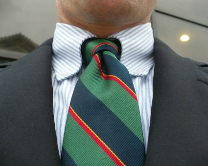 Tie (4)