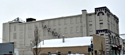 LA Z BOY Sign